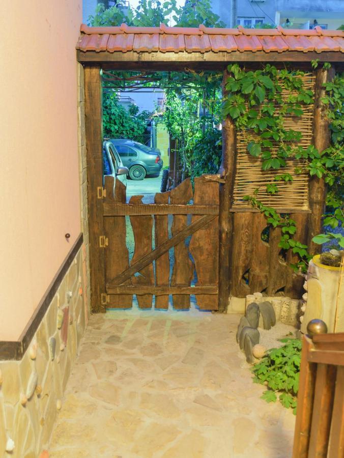 Holiday House Gendar, Chernomorets Ngoại thất bức ảnh